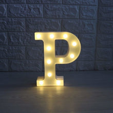 Încarcă imaginea în vizualizatorul Galerie, Cifre si litere volumetrice luminoase cu becuri