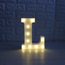 Încarcă imaginea în vizualizatorul Galerie, Cifre si litere volumetrice luminoase cu becuri
