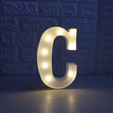 Încarcă imaginea în vizualizatorul Galerie, Cifre si litere volumetrice luminoase cu becuri
